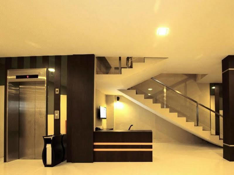 Nagoya One Hotel Buitenkant foto